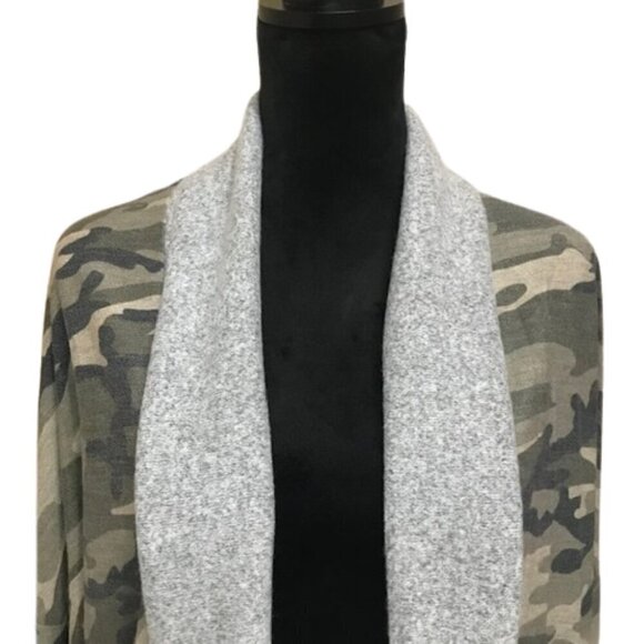 NWT Women's Be Bold Camouflage French Terry Open Front Cardigan Sweater - Picture 4 of 9